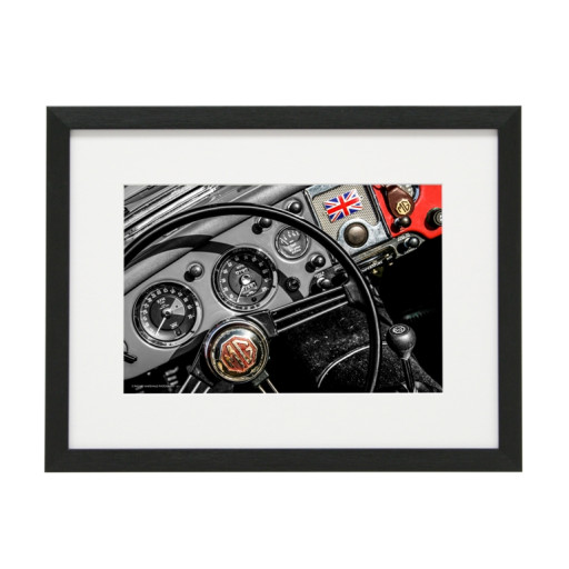 Gerahmtes Bild Oldtimer Dashboard Nr10 – Kunststoffrahmen Schwarz